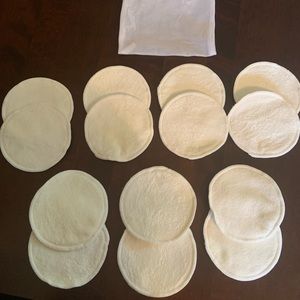 Set of 14 reusable breast pads.